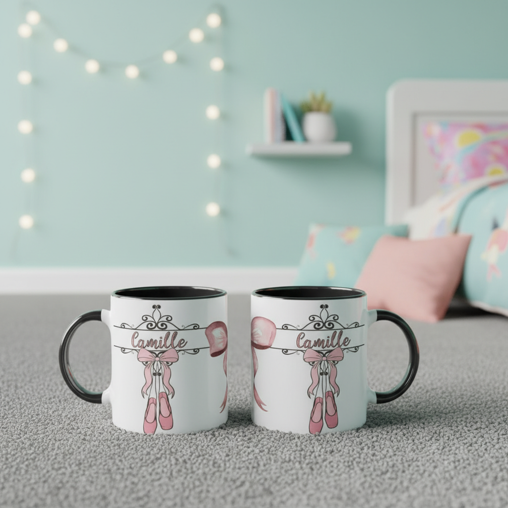 mug personnalisé danse classique avec illustration de ballerine et chaussons de danse dans une chambre enfant rose