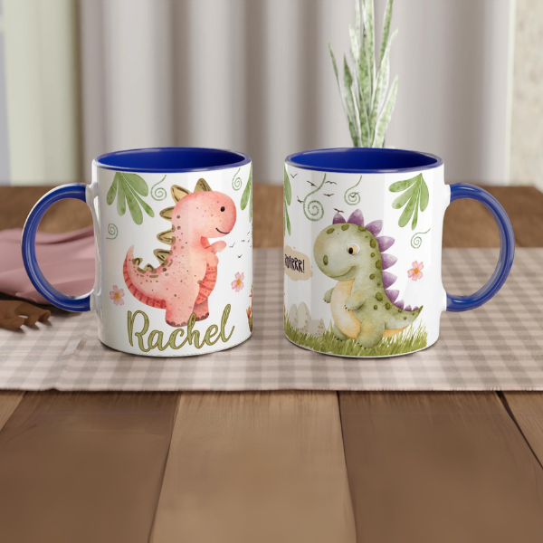 Mug personnalisé enfant avec prénom, intérieur bleu, design dinosaure mignon et original.