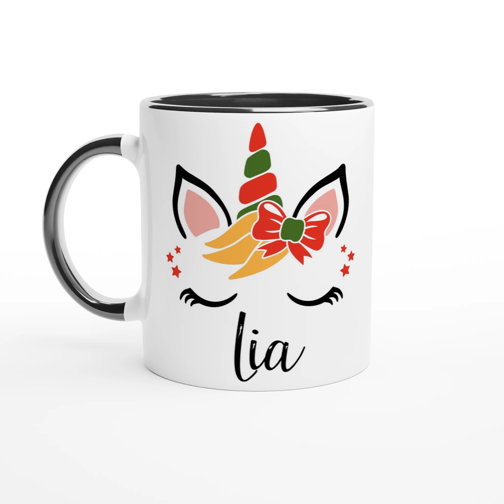 Mug licorne de Noël avec noeud rouge et corne festive, anse noire et intérieur noir, illustration licorne sur fond blanc.