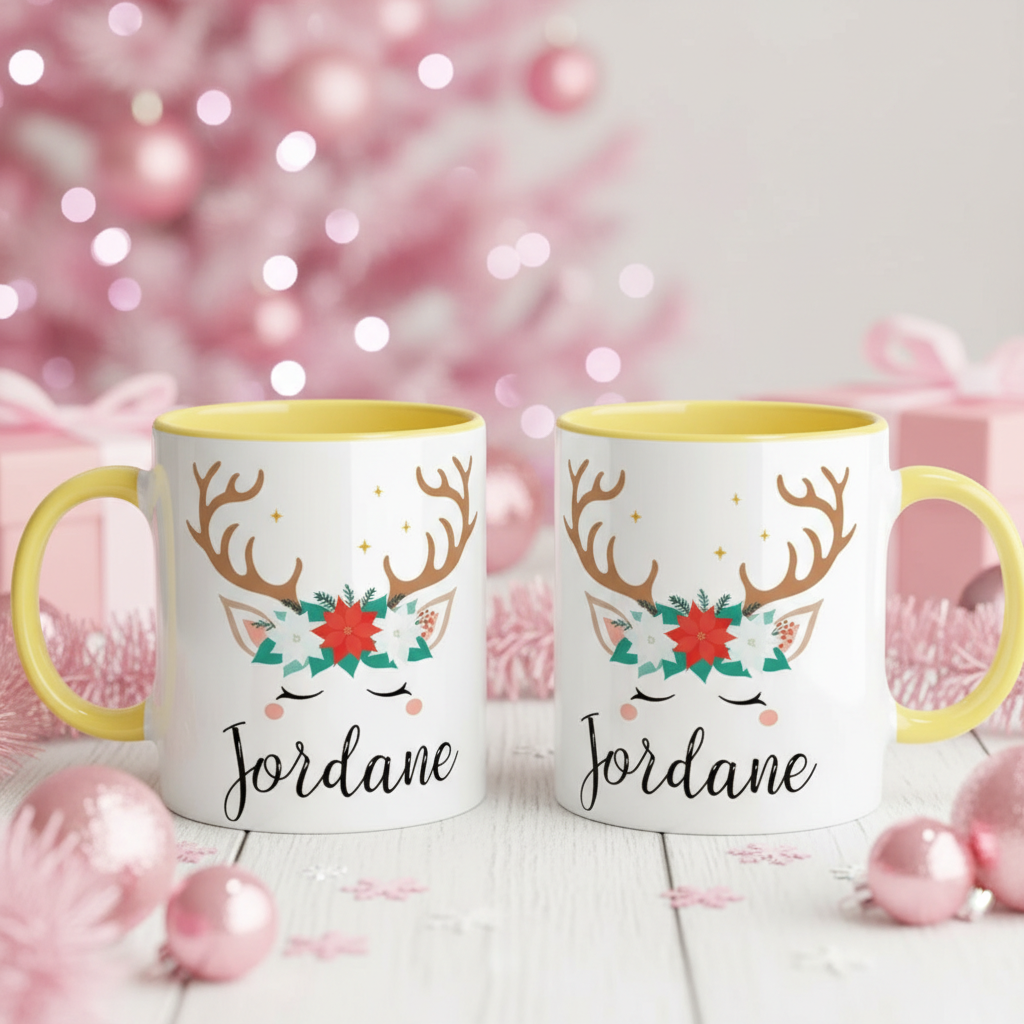 tasse de noël personnalisée avec renne et poignée jaune