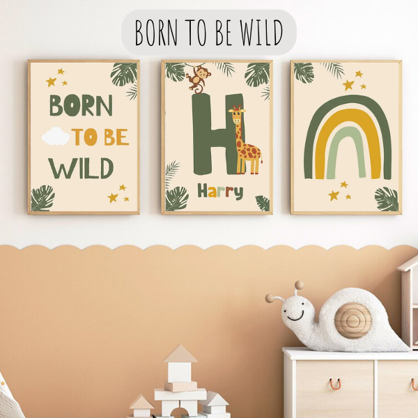Décoration murale enfant avec affiches jungle born to be wild et arc-en-ciel naturel
