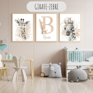 Triptyque d’affiches girafe et zèbre avec lettre décorative pour chambre bébé mixte